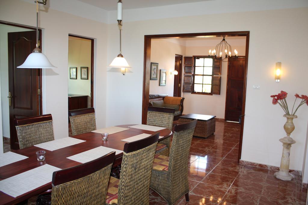 Apartamentos Finca La Cruz Tazacorte Buitenkant foto